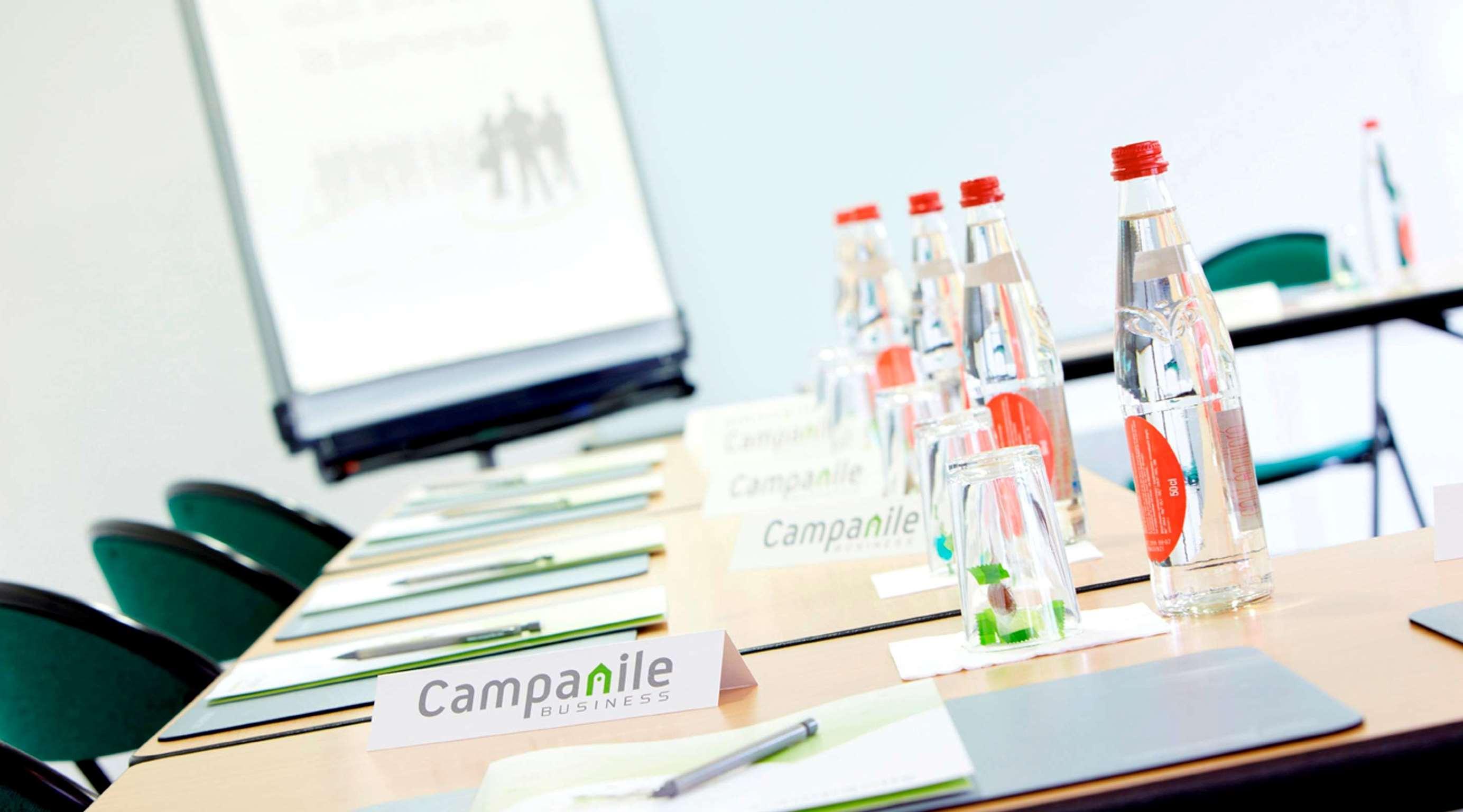 Campanile Marseille Vitrolles Griffon Hotel Ngoại thất bức ảnh