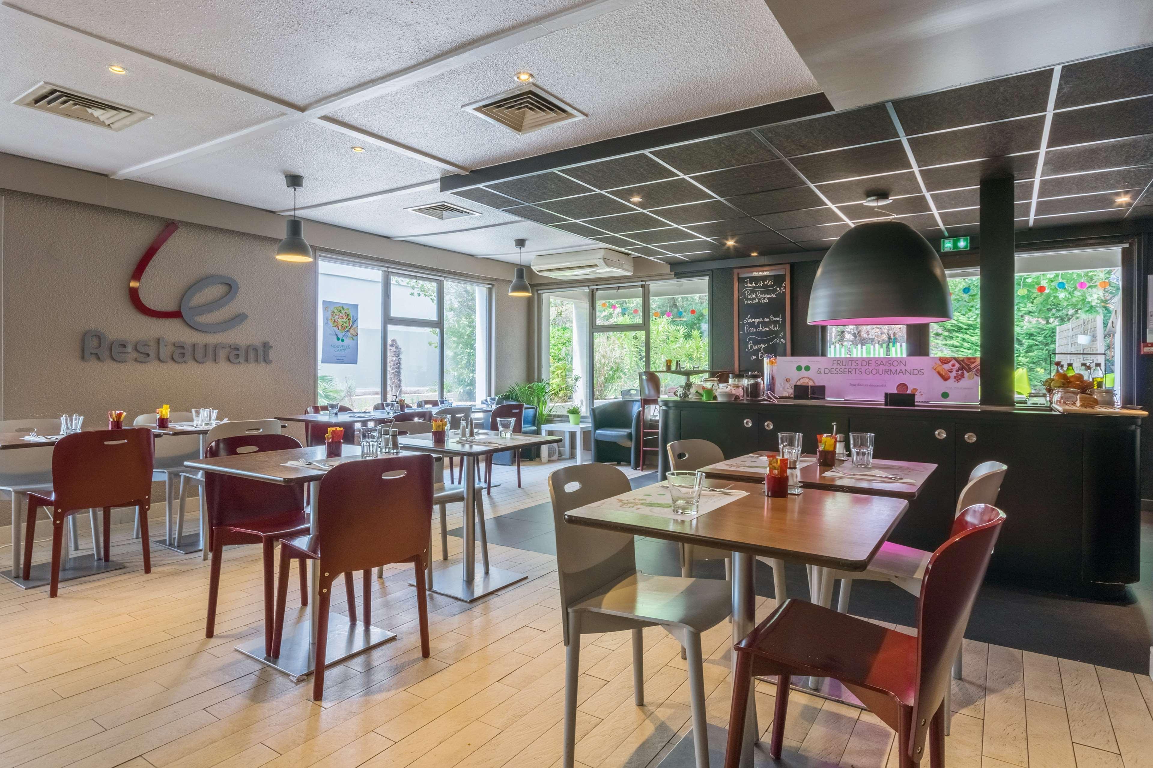 Campanile Marseille Vitrolles Griffon Hotel Ngoại thất bức ảnh