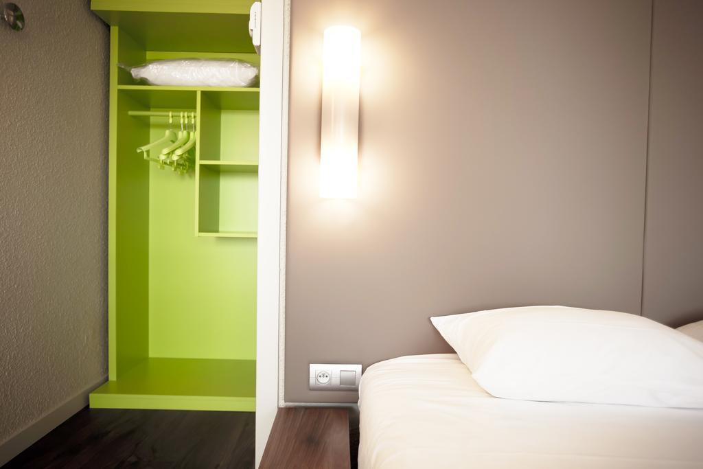 Campanile Marseille Vitrolles Griffon Hotel Ngoại thất bức ảnh