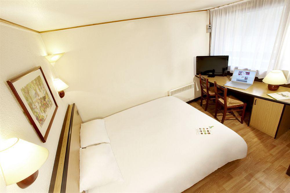 Campanile Marseille Vitrolles Griffon Hotel Ngoại thất bức ảnh